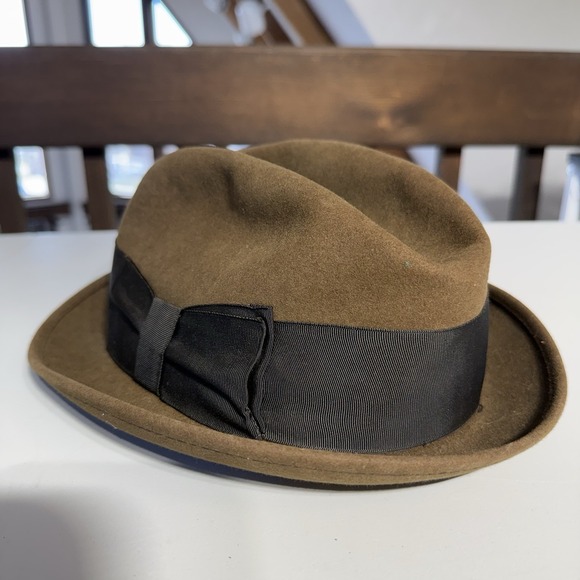 Vintage Bakerfield Fedora By B.R. Baker Co. Chocolate W/Black Ribbon Soft